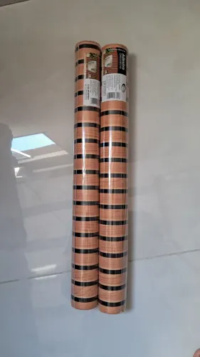 Papel de parede adesivo