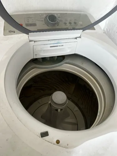 Máquina de lavar leia o anúncio 