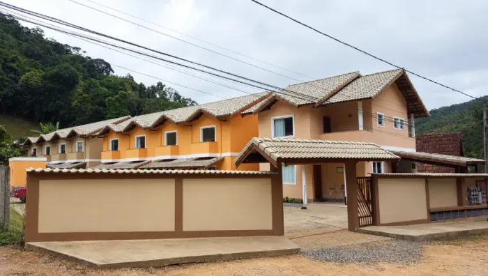 Casa em Albuquerque - Teresópolis, 2 quartos