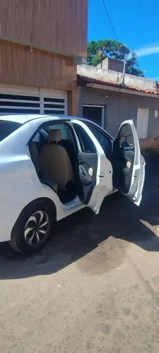 Ford KA+ Sedan 1.5 16V Flex 4P 2015