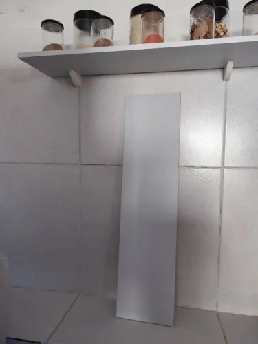 2 Prateleiras em MDF na cor branca