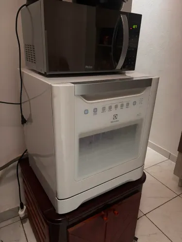 Lava louça 8 serviços Eletrolux