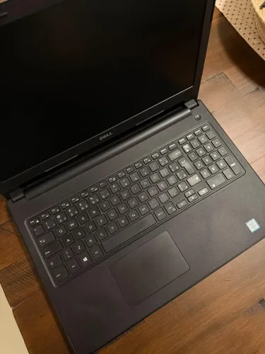 Vendo notebook Dell Inspirion 15-3567