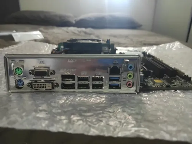 KIT AMD A8 7600B + PLACA MÃE + 12GB DDR3