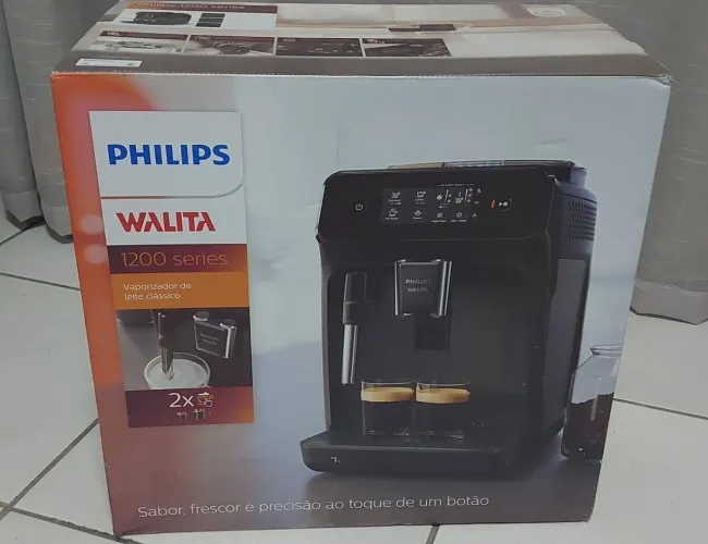 vendo cafeteira philips serie 1200 nova lacrada nunca foi usada não aceito trocas 