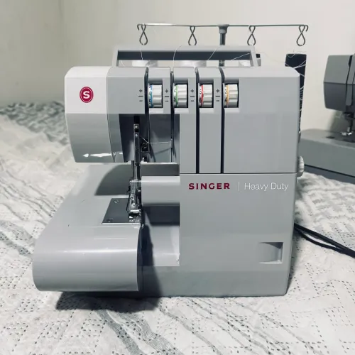 Máquina De Costura Singer Ultralock 14hd854
