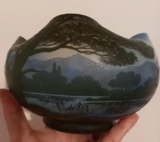 Peça de Vidro Art Noveau assinada por "De Vez"