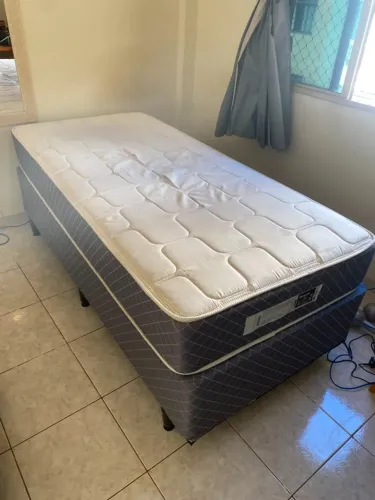 Cama de solteiro