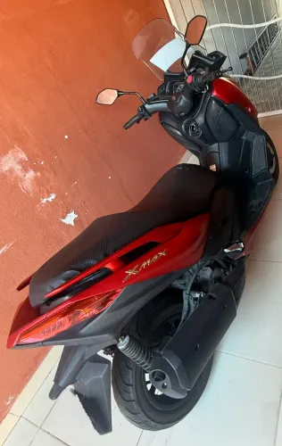 Vendo Moto XMAX 250 abs/Unico Dono