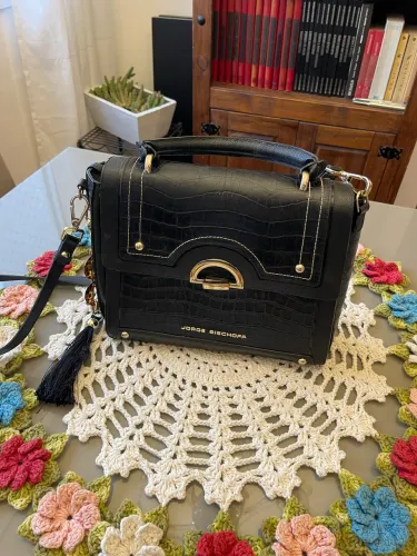 Linda bolsa Jorge Bischoff usada