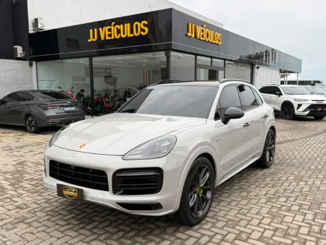 Porsche Cayenne Coupe Platinum ED. 3.0 (híbrido) 2023
