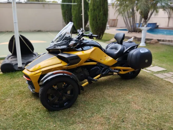 BRP Can-Am Spyder 1330 F3-s 2017