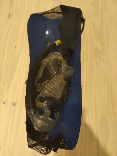 Máscara, snorkel e nadadeiras (tamanho 40)- DECATHLON 
