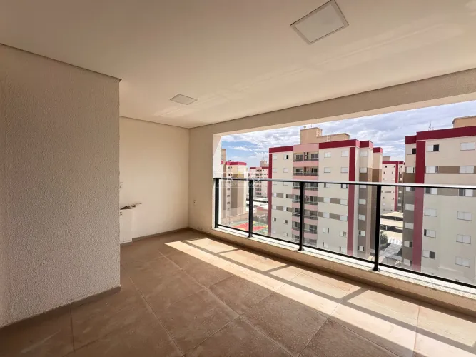 Apartamento à venda no Condomínio Amati