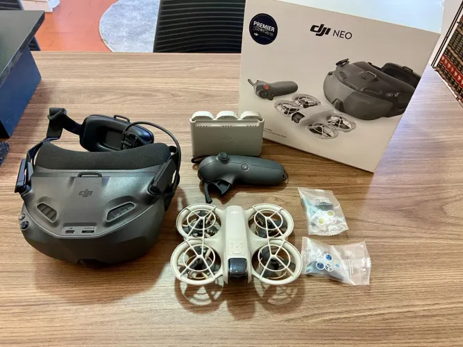 Drone Dji Neo COMBO FLY MORE