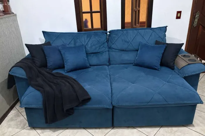 Sofá retrátil reclinável azul lindo