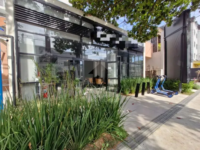 Compre loja em Moema com 165m²