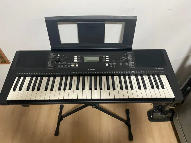 Teclado Yamaha E363