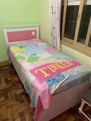 Cama de solteiro com colchão 