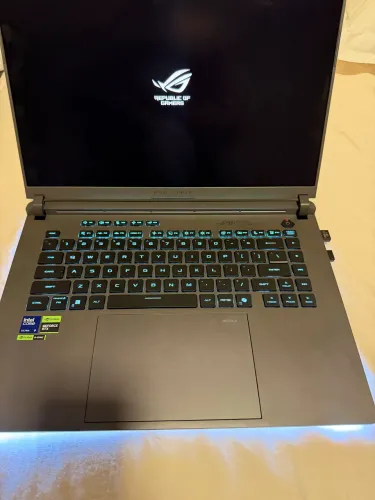 Asus rog strix g16