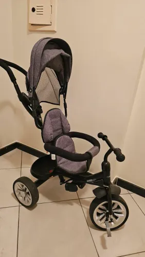 Triciclo Giratório 360° da Kiddo (referência 521AMG)