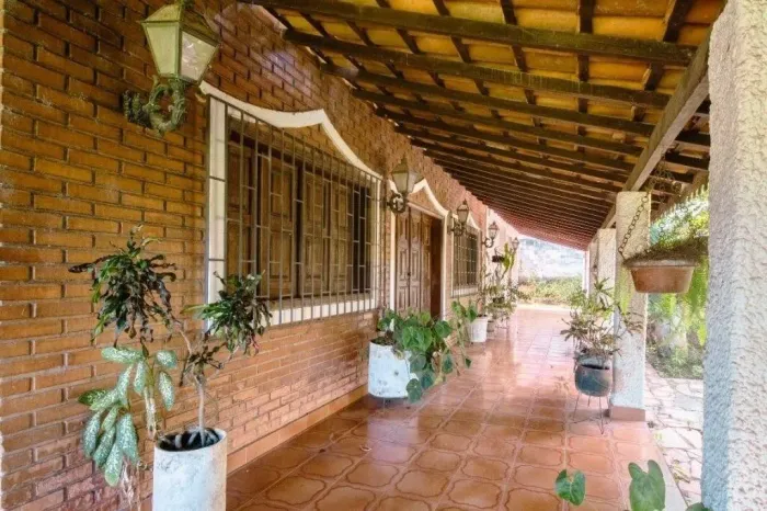 SOBRADO COMERCIAL / RESIDENCIAL - VENDA - Boa Esperança - Cuiabá/MT