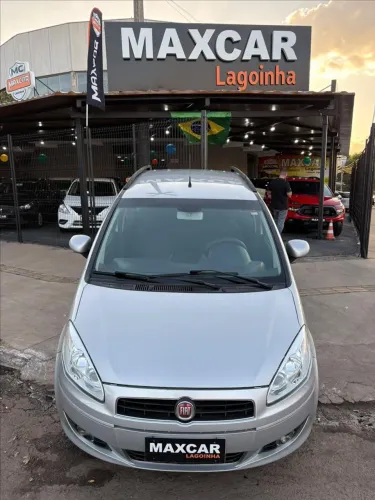 Fiat Idea Attractive 1.4 Fire Flex 8V 5P 2013