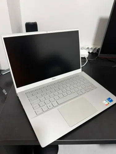 Notebook Dell 14 | Intel Core i5 11ª Geração | SSD 256GB | 8GB RAM