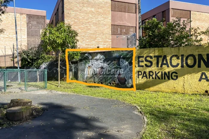 TERRENO NO ALTO DA RUA XV - 493 m² em uma região estratégica de Curitiba, com excelente po