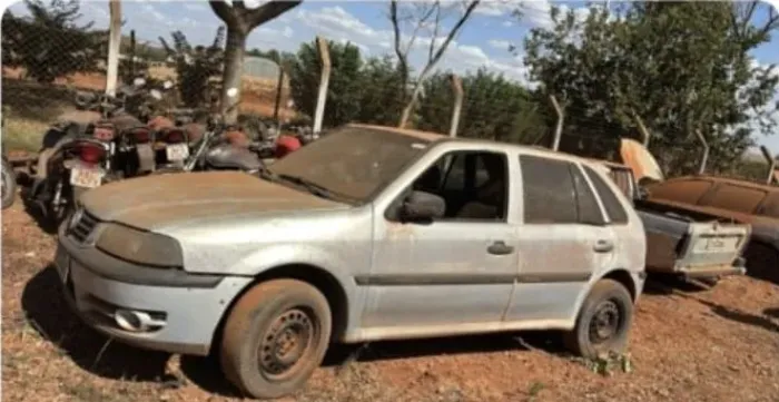 Gol 1.6 ap flex vendo peças 