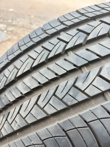 Pneu 255 55 R18