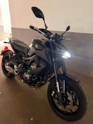 MT09