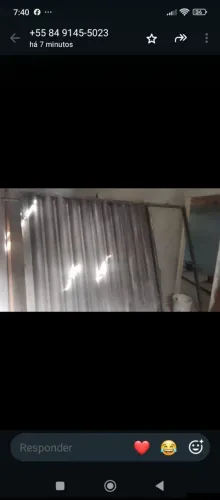 VENDO UM PORTÃO DE GARAGEM