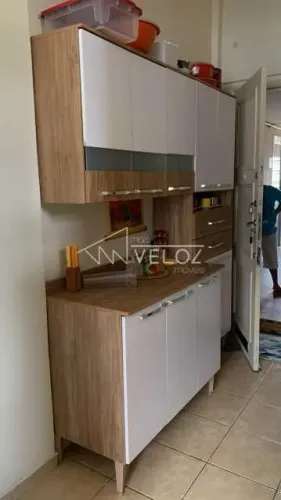 Kitnet/Conjugado - / Residencial / Centro
