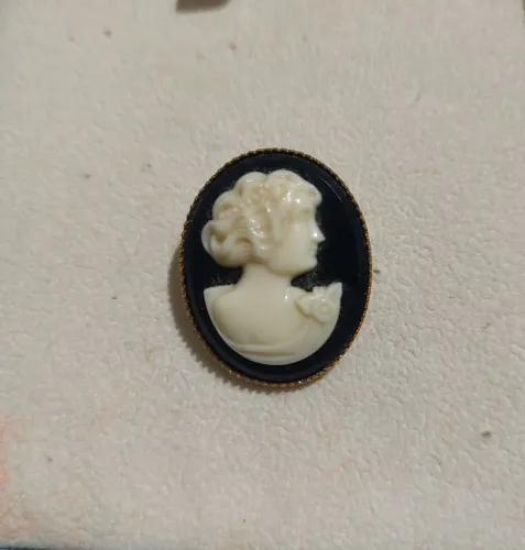 Broche camafeu 