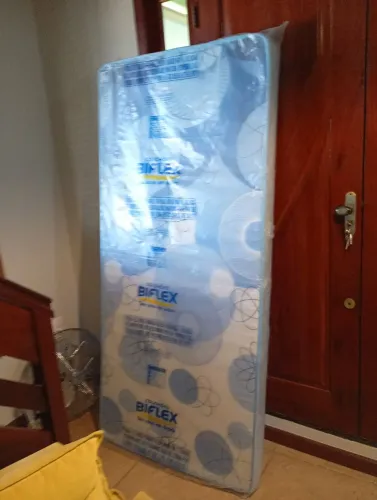 Colchão de solteiro biflex