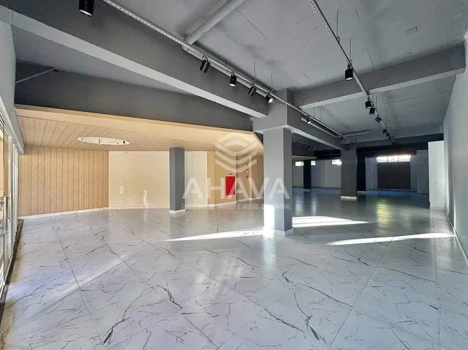 Loja Comercial - 400m² - Castelo/Paquetá