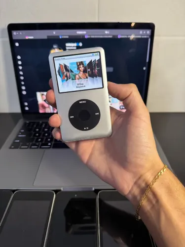 Ipod Classic 6ª Geração Silver - 80GB