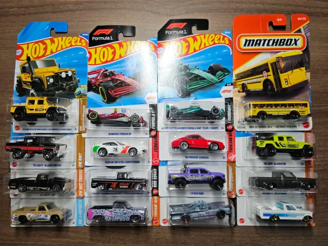 Set Conjunto Lote Hot Wheels 16un Cartela Fechada