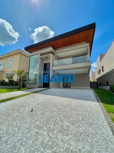 CASA EM CONDOMÍNIO - TAMBORÉ - SP