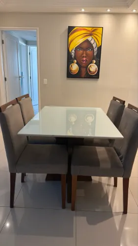 Conjunto Mesa + 4 cadeiras (Madeira Maciça)