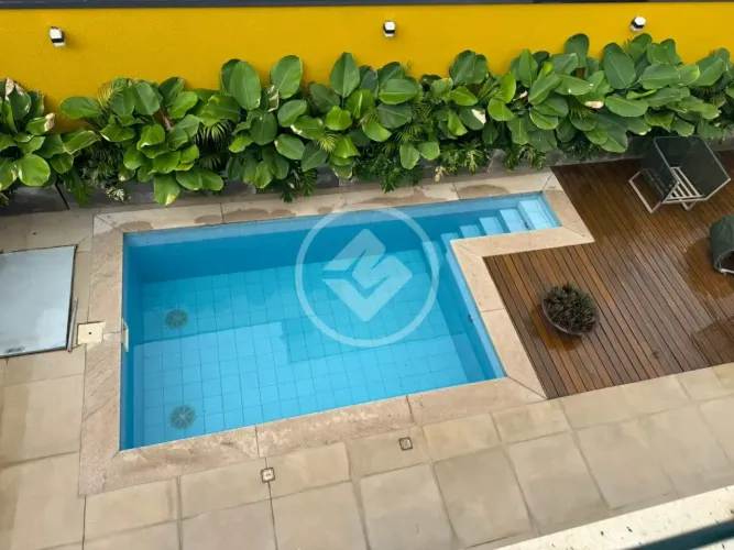 Terras Do Vale - Sobrado Casa com 3 Quartos 1.600.000,00 milhão Condominio Fechado codigo: