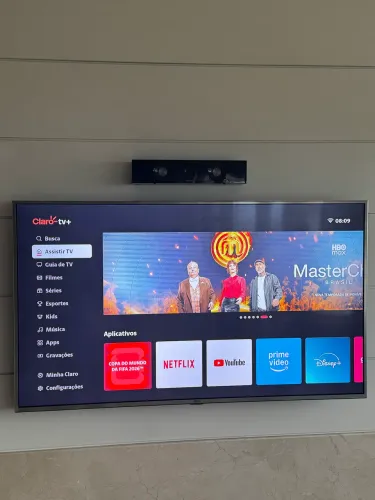 Smart TV LG modelo 49UH7700 50 polegadas