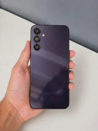 Sansumg A15