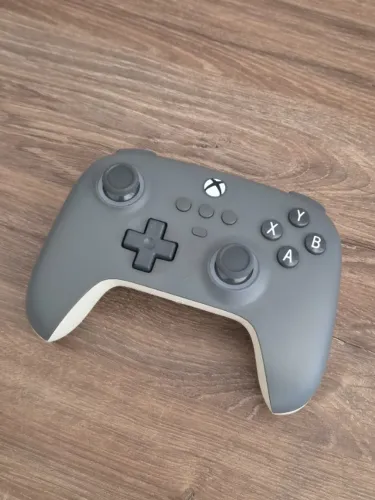 Controle 8Bitdo Ultimate C para XBOX