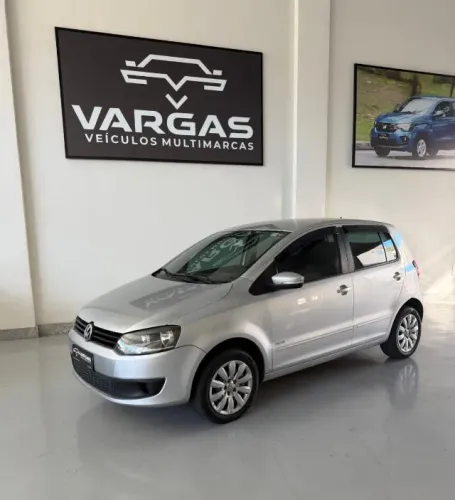 Volkswagen Fox 1.0 MI Total Flex 8V 5P 2014