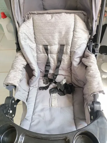 Cosco Kids Carrinho de Bebê, usado uma vez, Novoo Zeroo