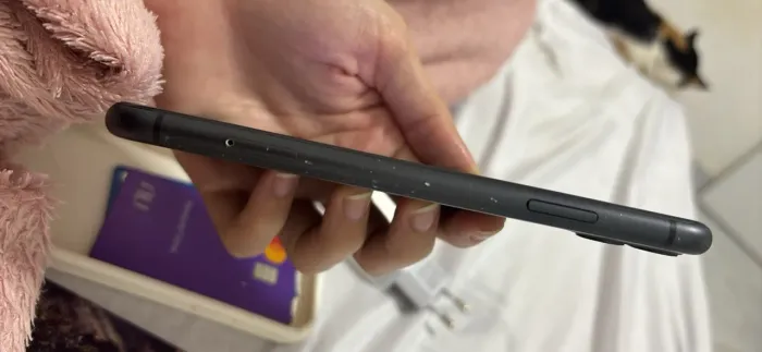 iPhone 11