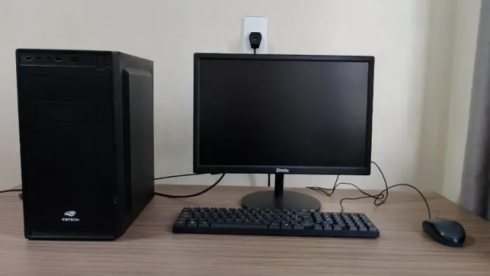 Computador C3 Tech Completo + teclado mouse + monitor + webcam