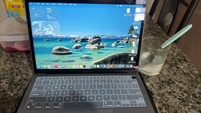 MacBook